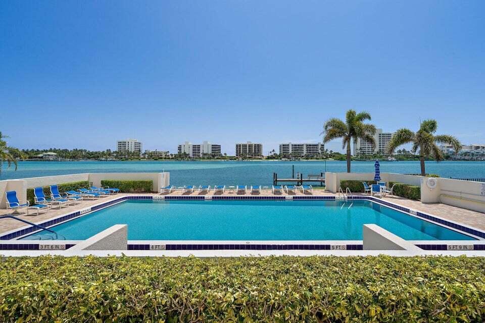 19800 Sandpointe Bay Dr #407 Tequesta, FL 33469