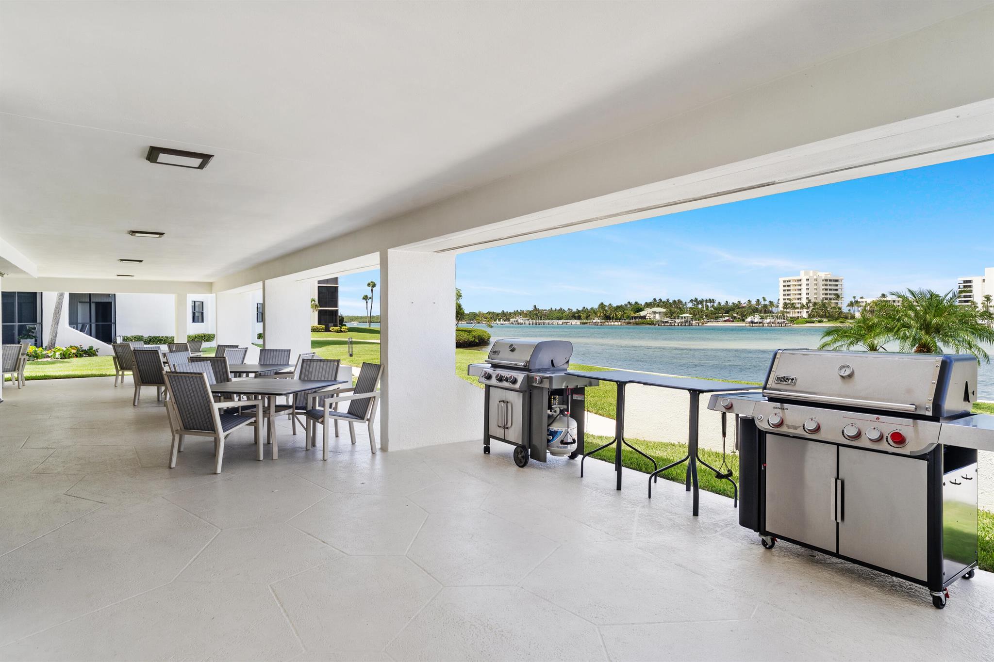 19800 Sandpointe Bay Dr #407 Tequesta, FL 33469