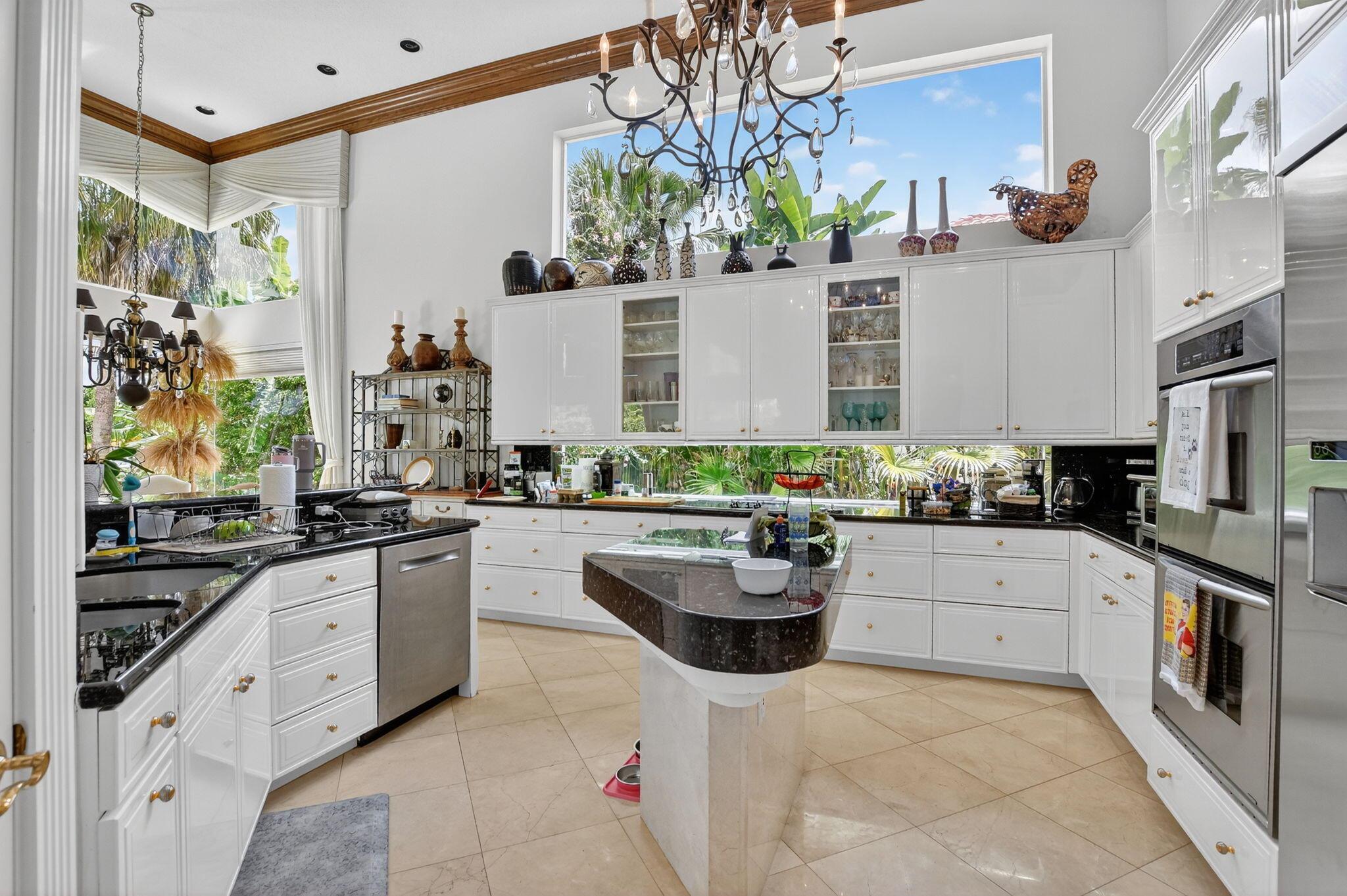 6981 Lions Head Ln Boca Raton, FL 33496