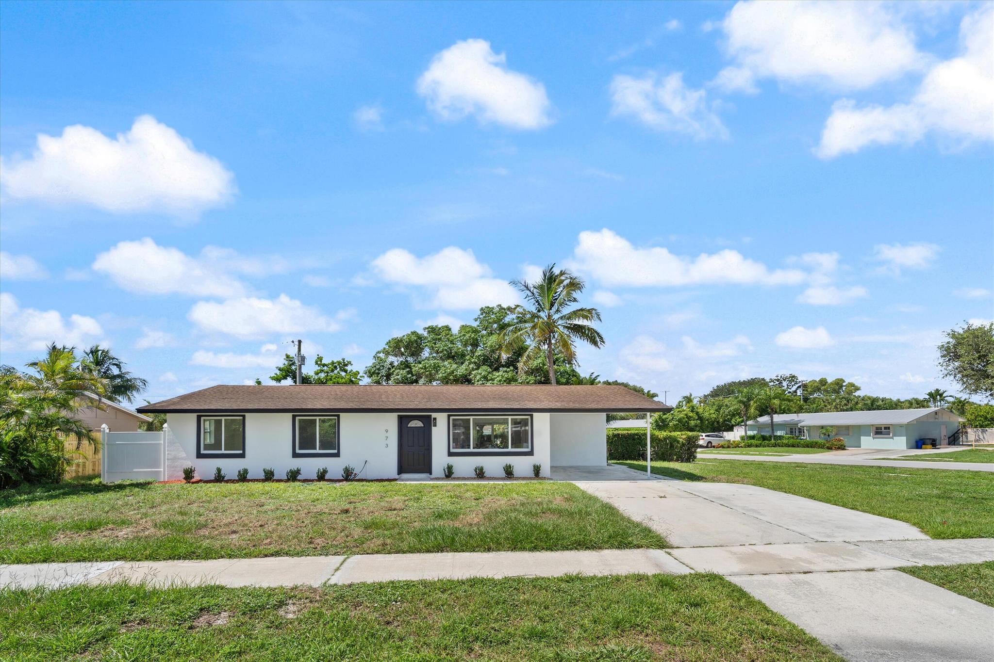 973 Lighthouse Dr