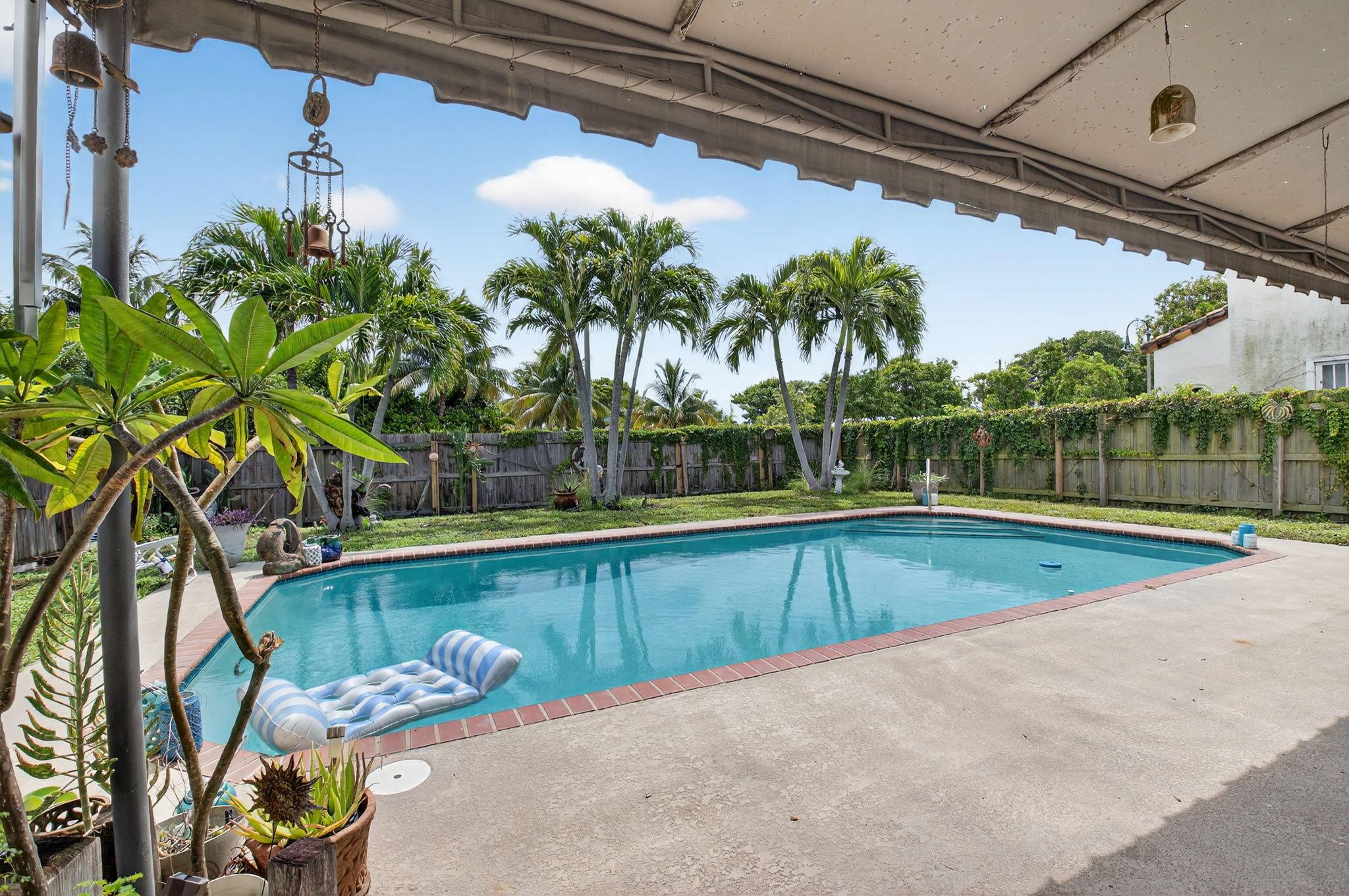 205 Dartmouth Dr