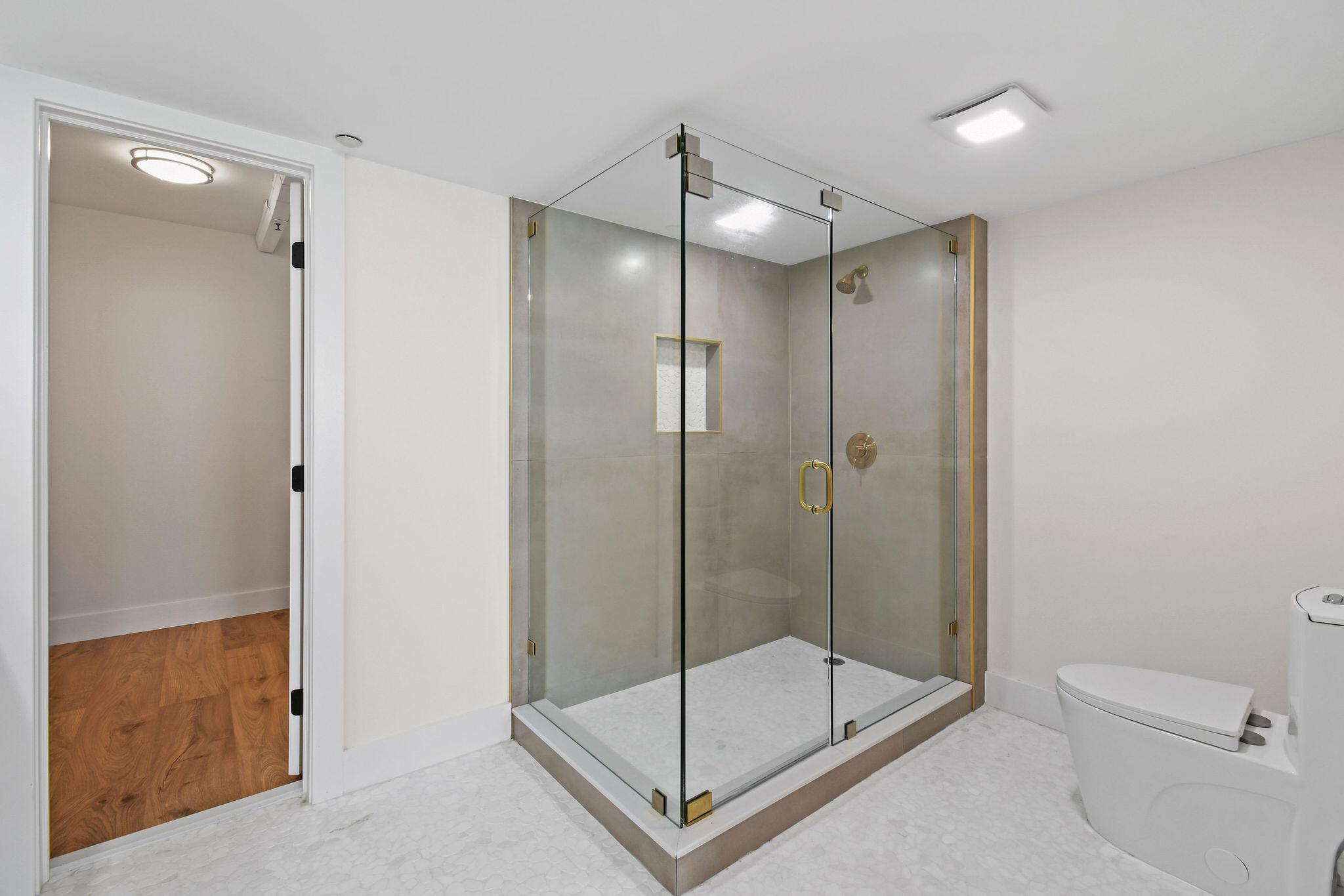 400 Beach Rd #903 Tequesta, FL 33469