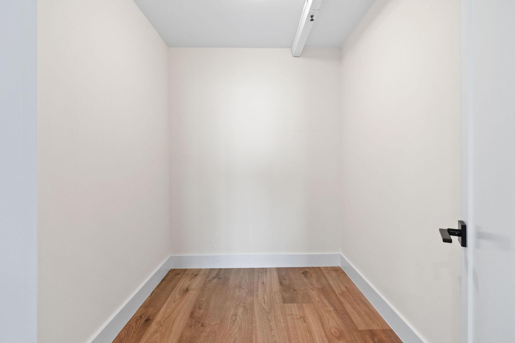 400 Beach Rd #903 Tequesta, FL 33469