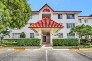 107 Half Moon Cir #A3