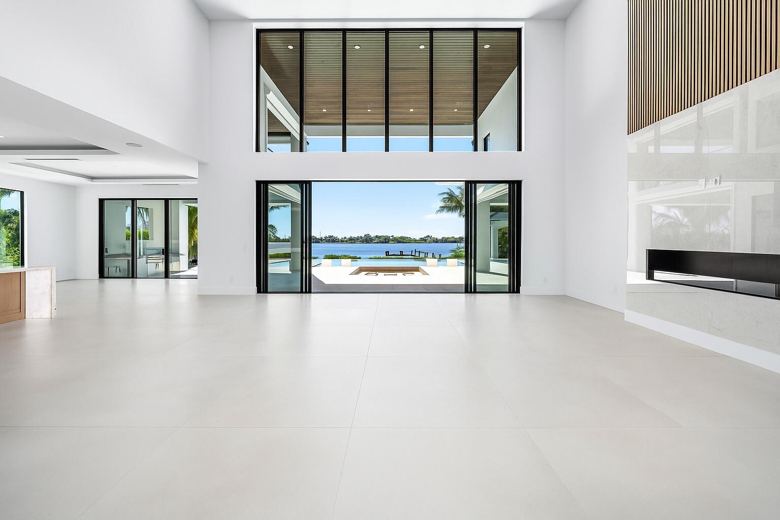 88 W Riverside Dr Jupiter, FL 33469