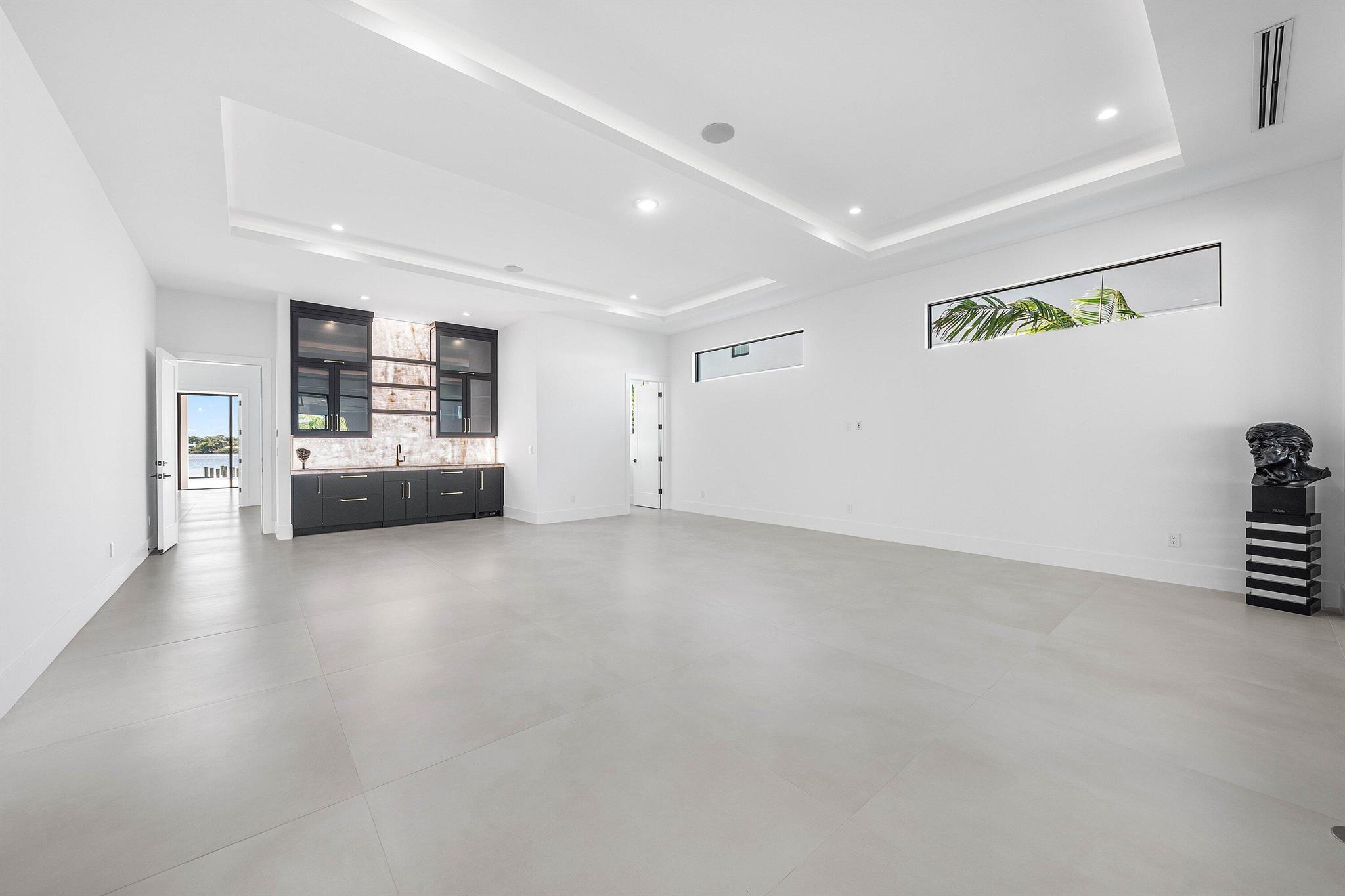 88 W Riverside Dr Jupiter, FL 33469