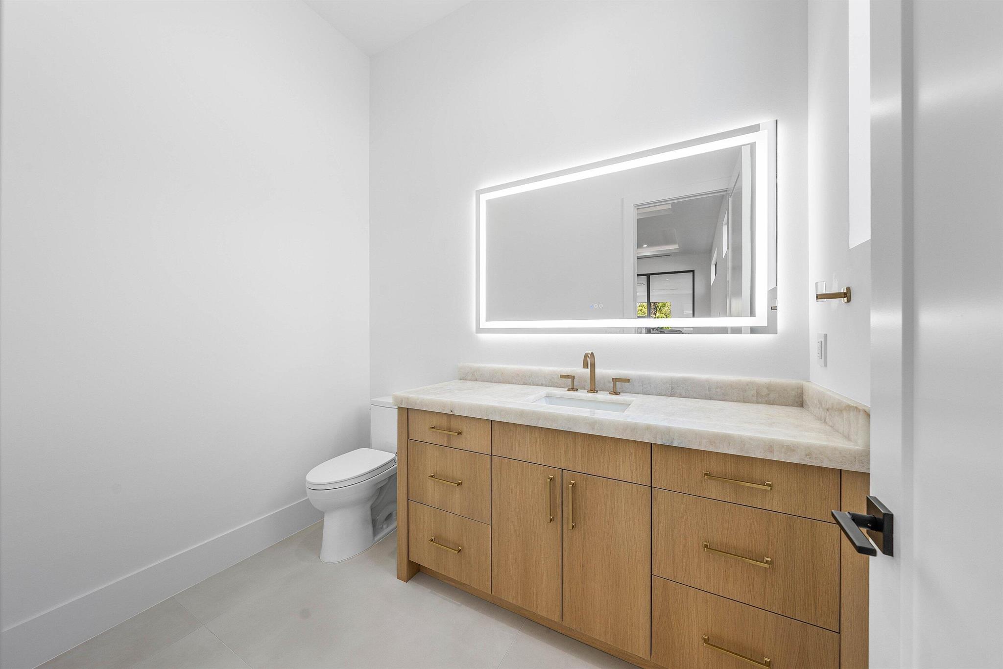 88 W Riverside Dr Jupiter, FL 33469