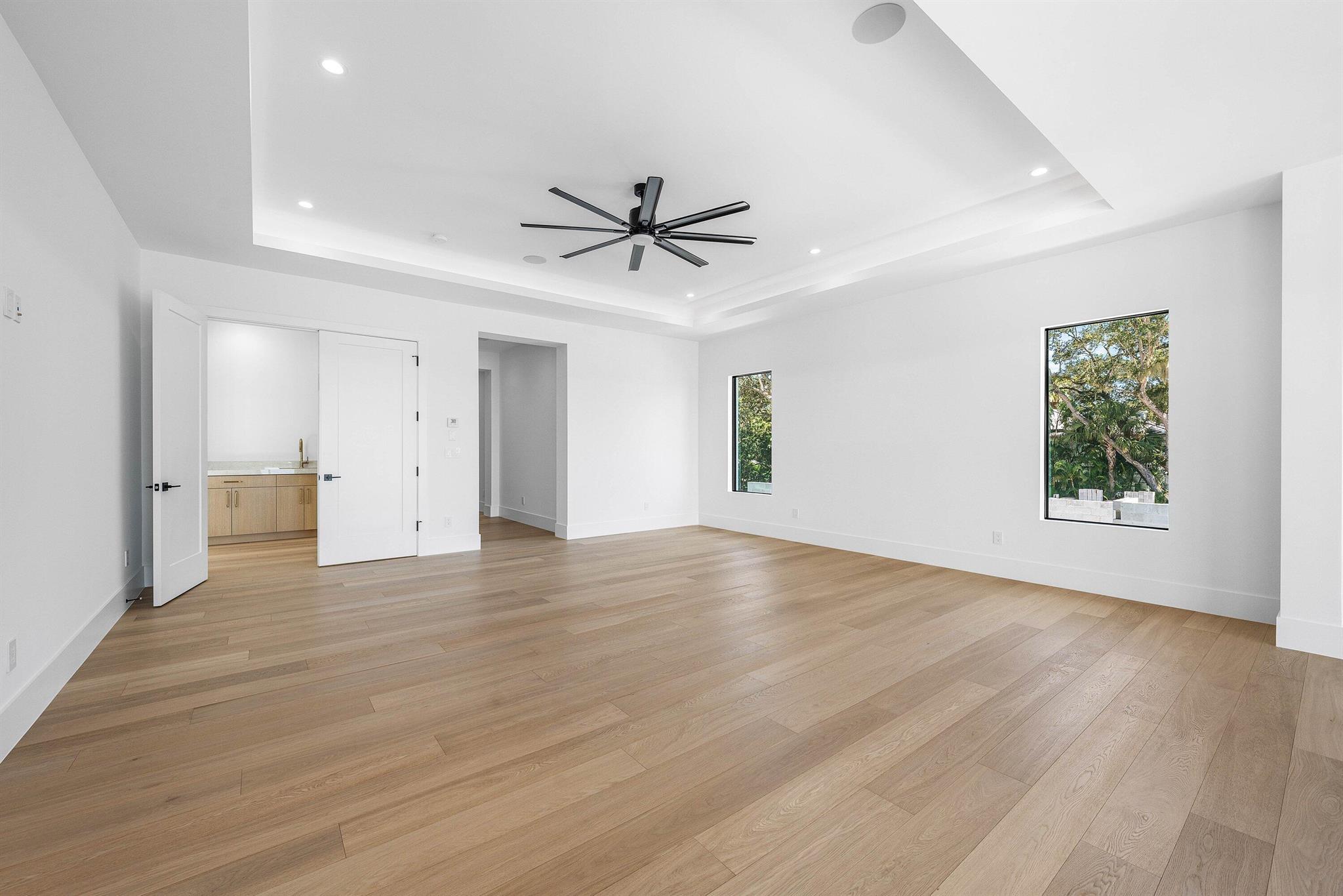 88 W Riverside Dr Jupiter, FL 33469