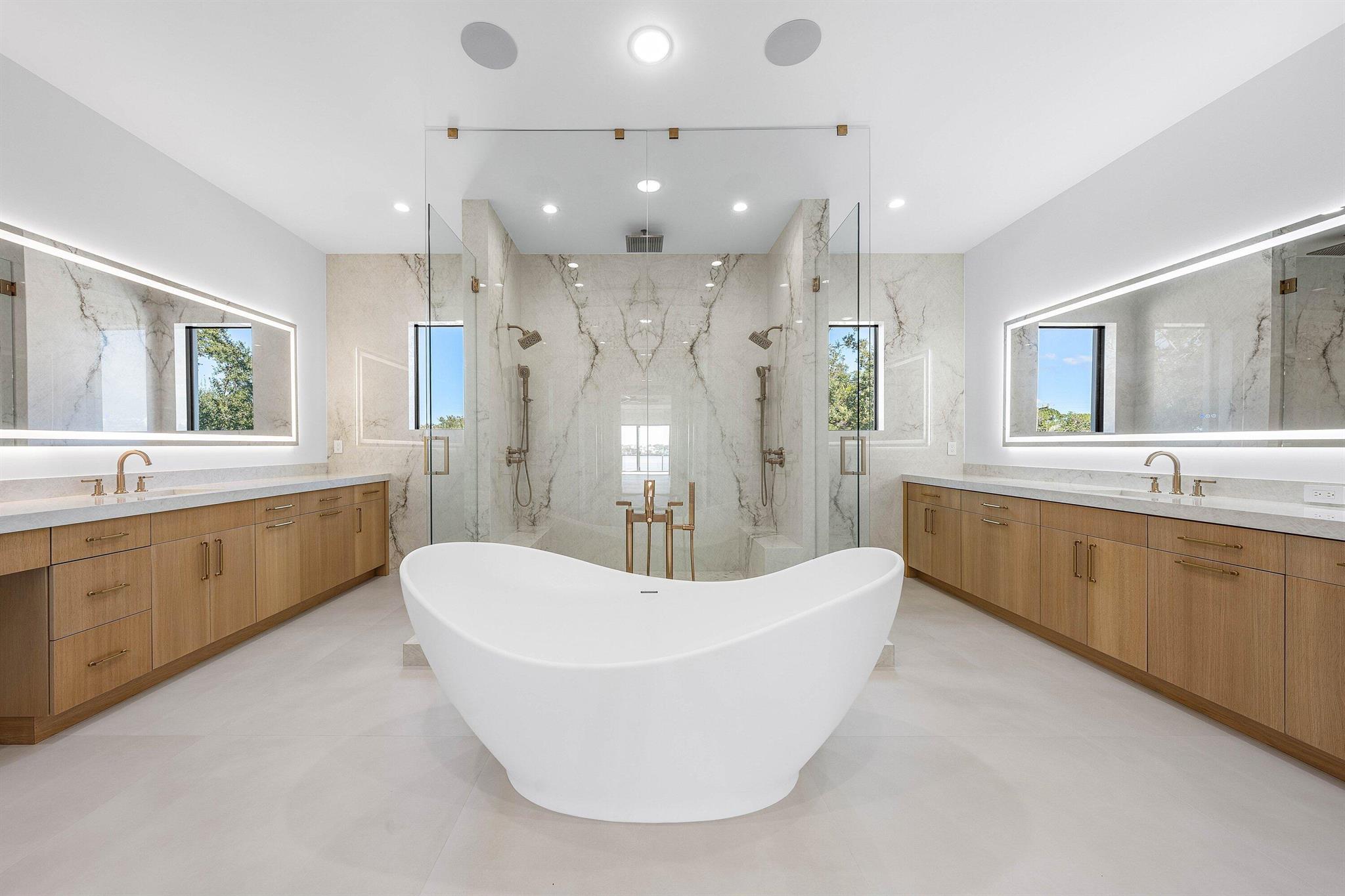 88 W Riverside Dr Jupiter, FL 33469