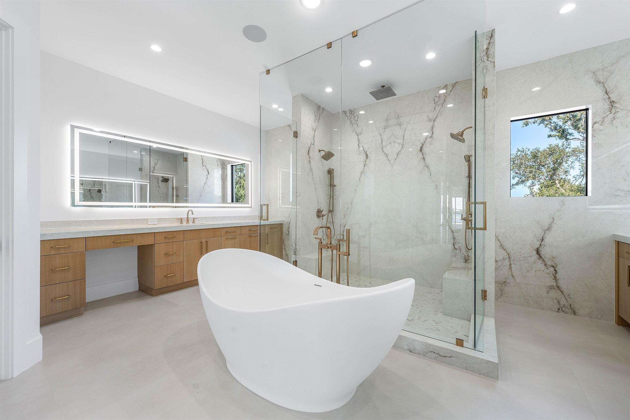 88 W Riverside Dr Jupiter, FL 33469