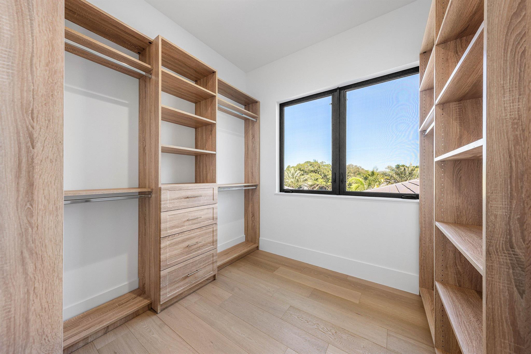 88 W Riverside Dr Jupiter, FL 33469