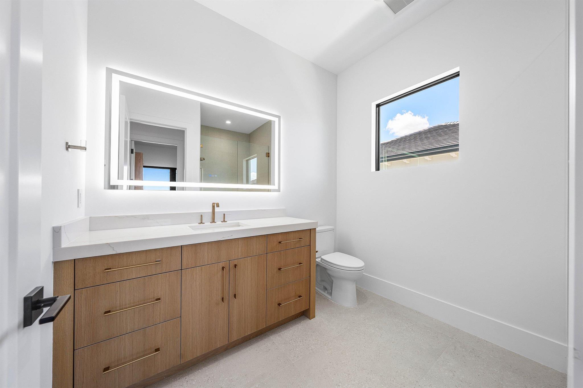 88 W Riverside Dr Jupiter, FL 33469