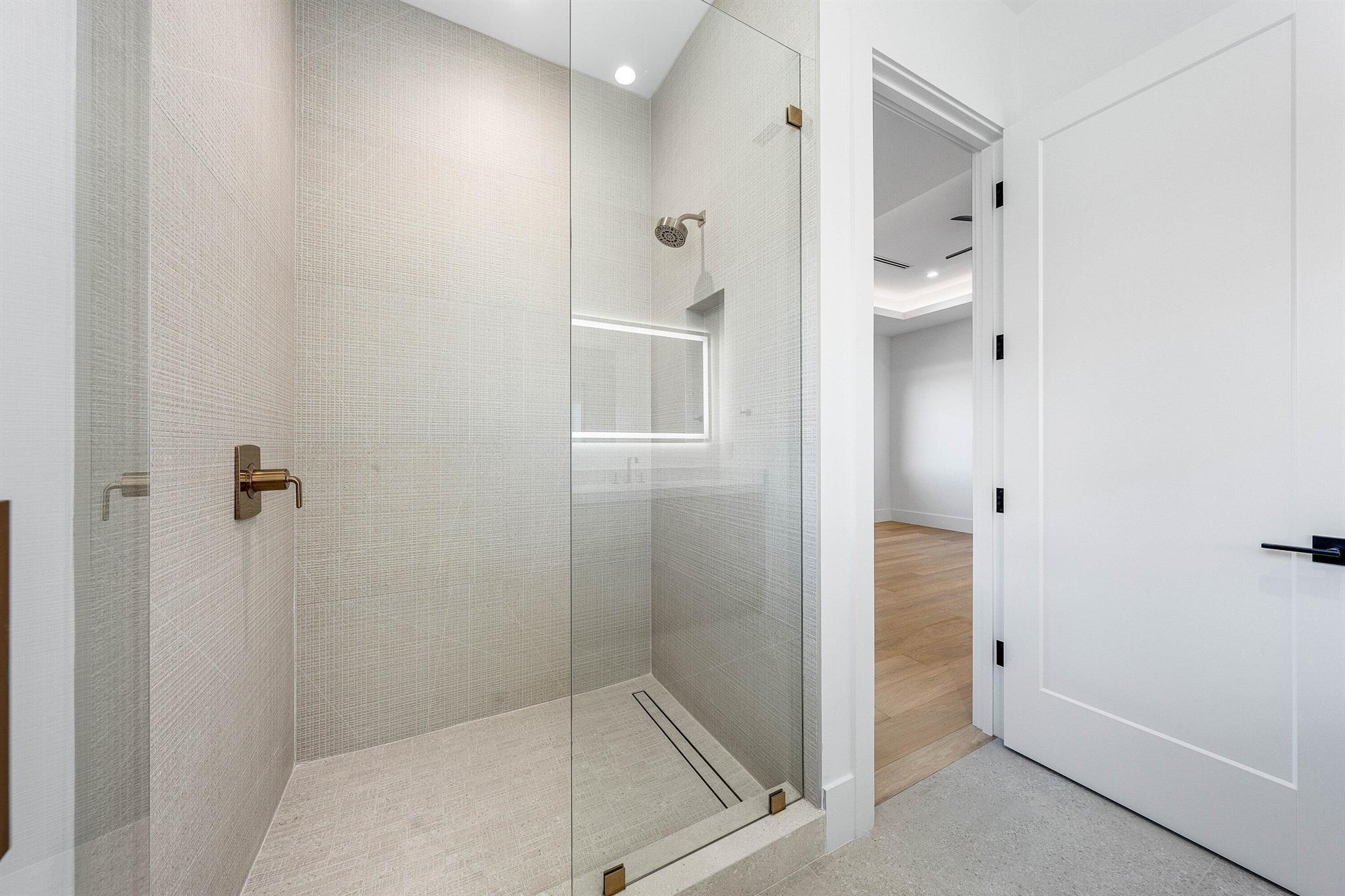 88 W Riverside Dr Jupiter, FL 33469