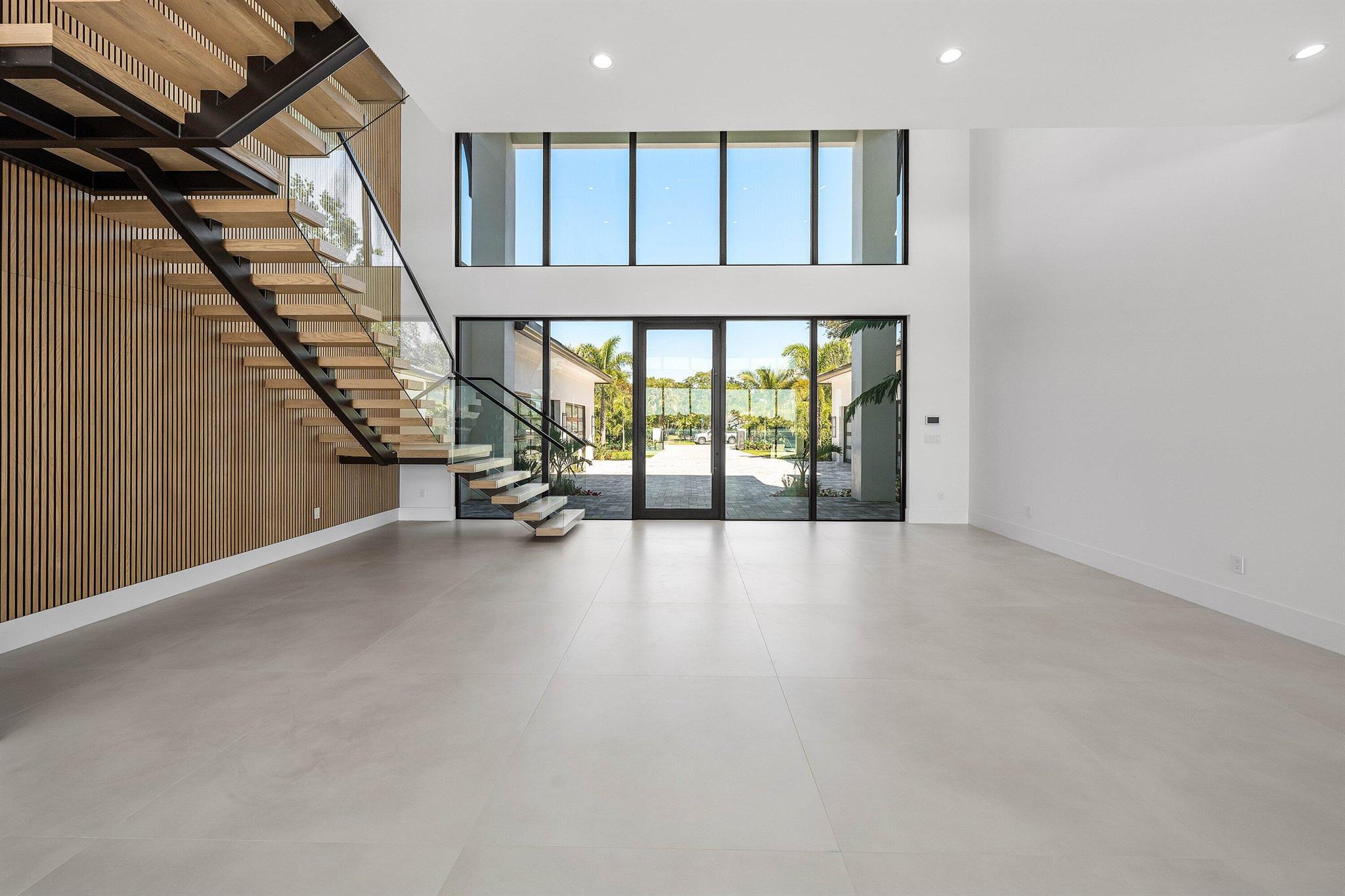 88 W Riverside Dr Jupiter, FL 33469