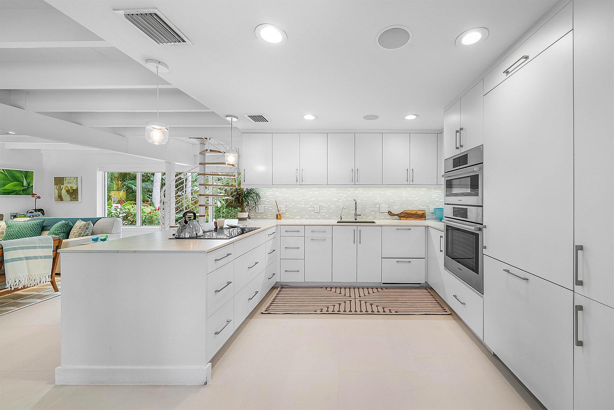 4217 N County Rd Gulfstream, FL 33483