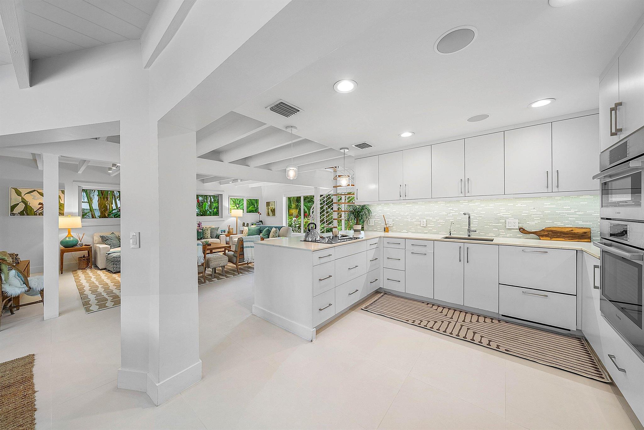 4217 N County Rd Gulfstream, FL 33483