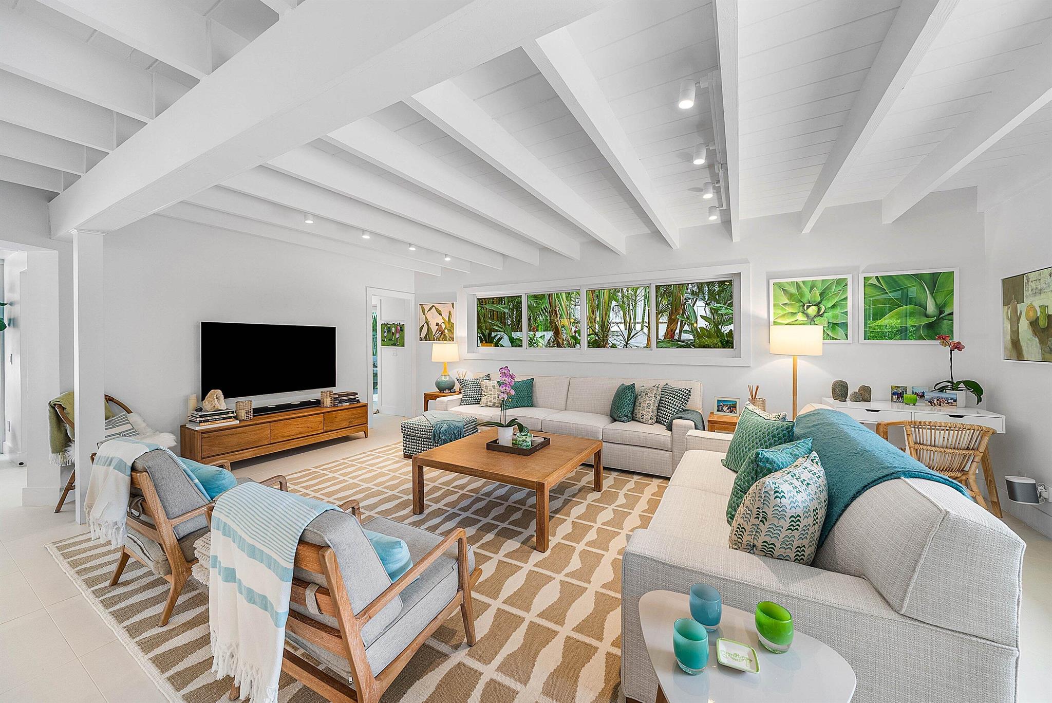 4217 N County Rd Gulfstream, FL 33483