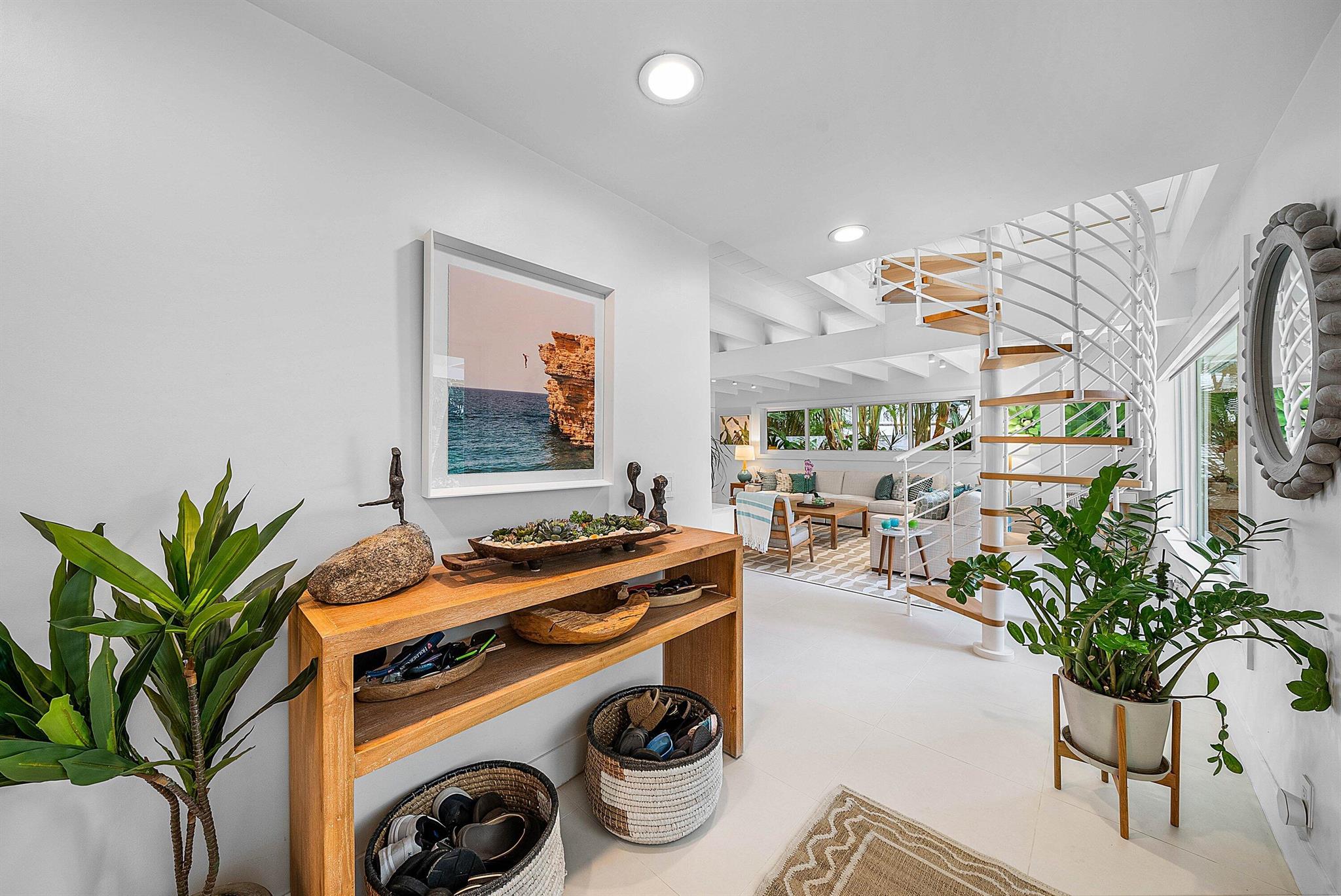 4217 N County Rd Gulfstream, FL 33483