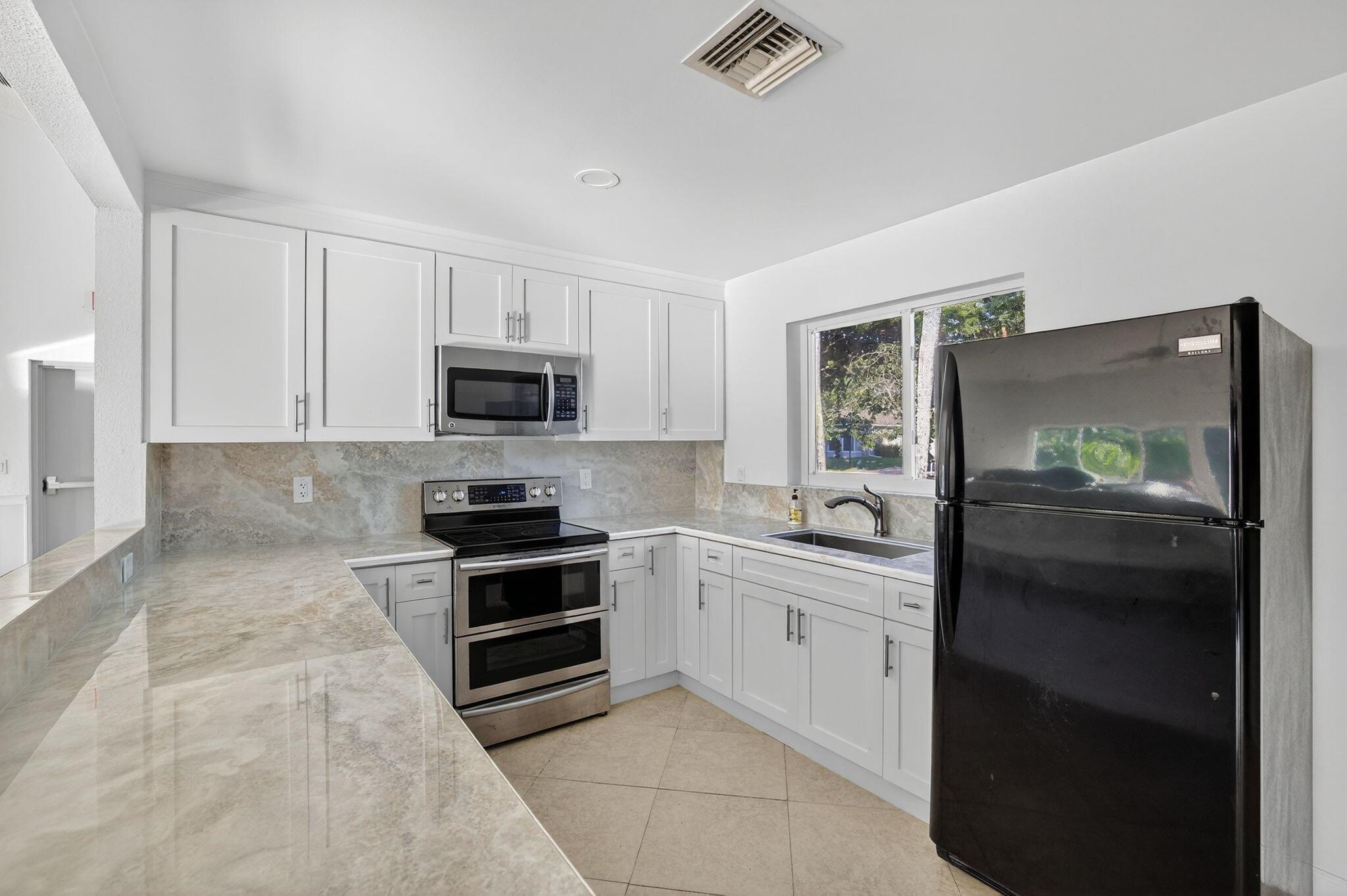 5375 Monterey Cir #C Delray Beach, FL 33484