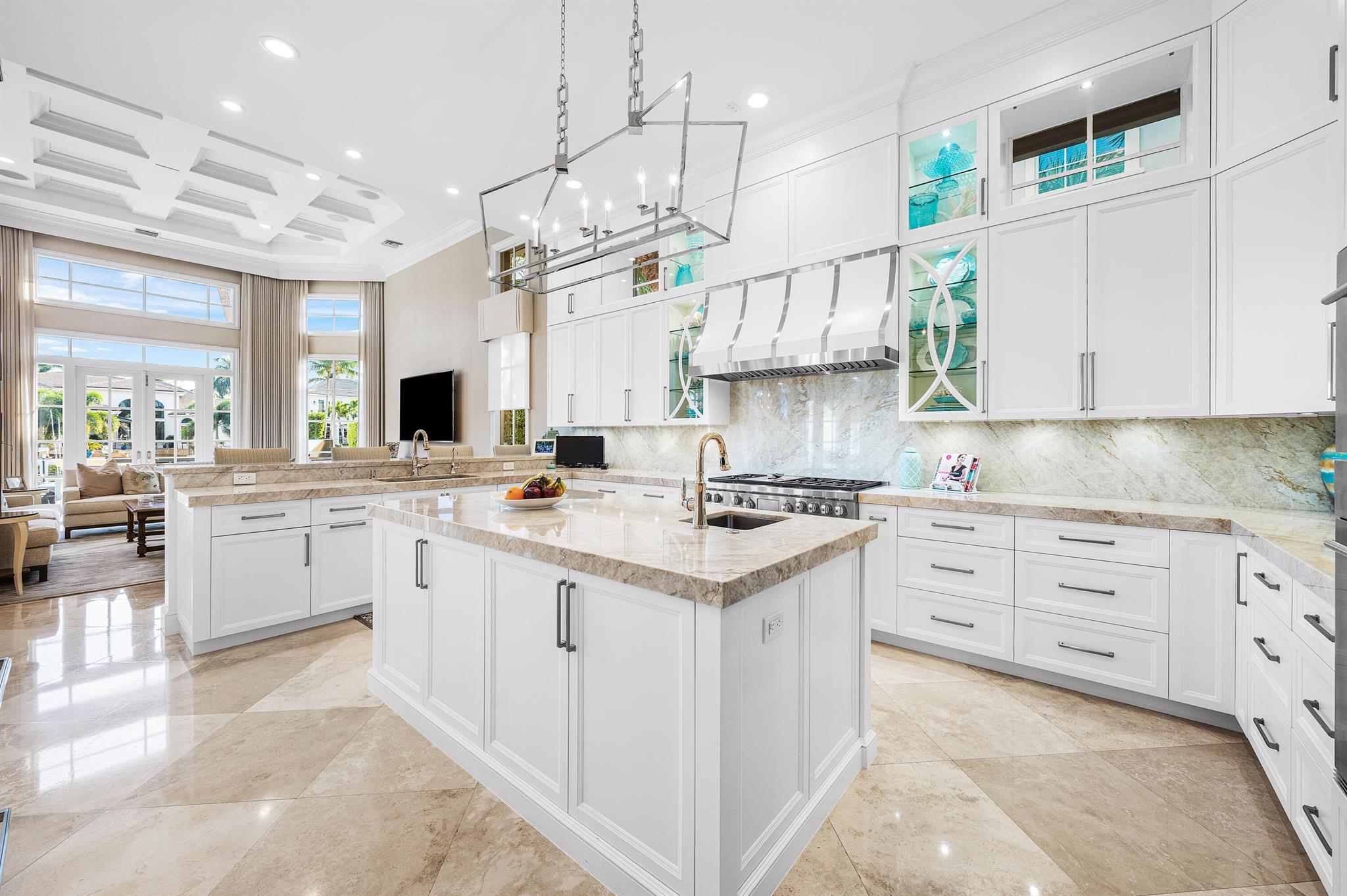 252 S Maya Palm Dr Boca Raton, FL 33432