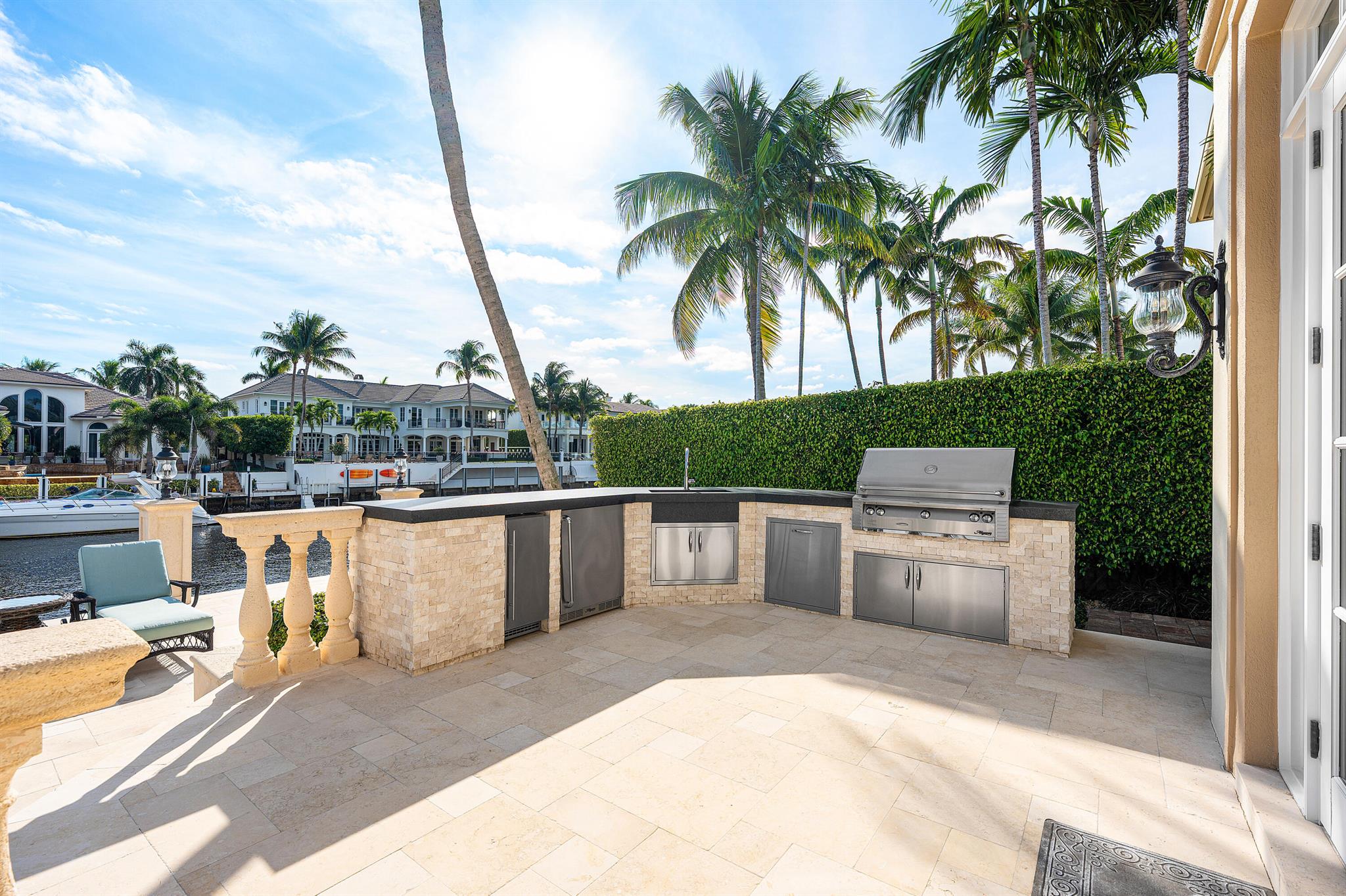 252 S Maya Palm Dr Boca Raton, FL 33432