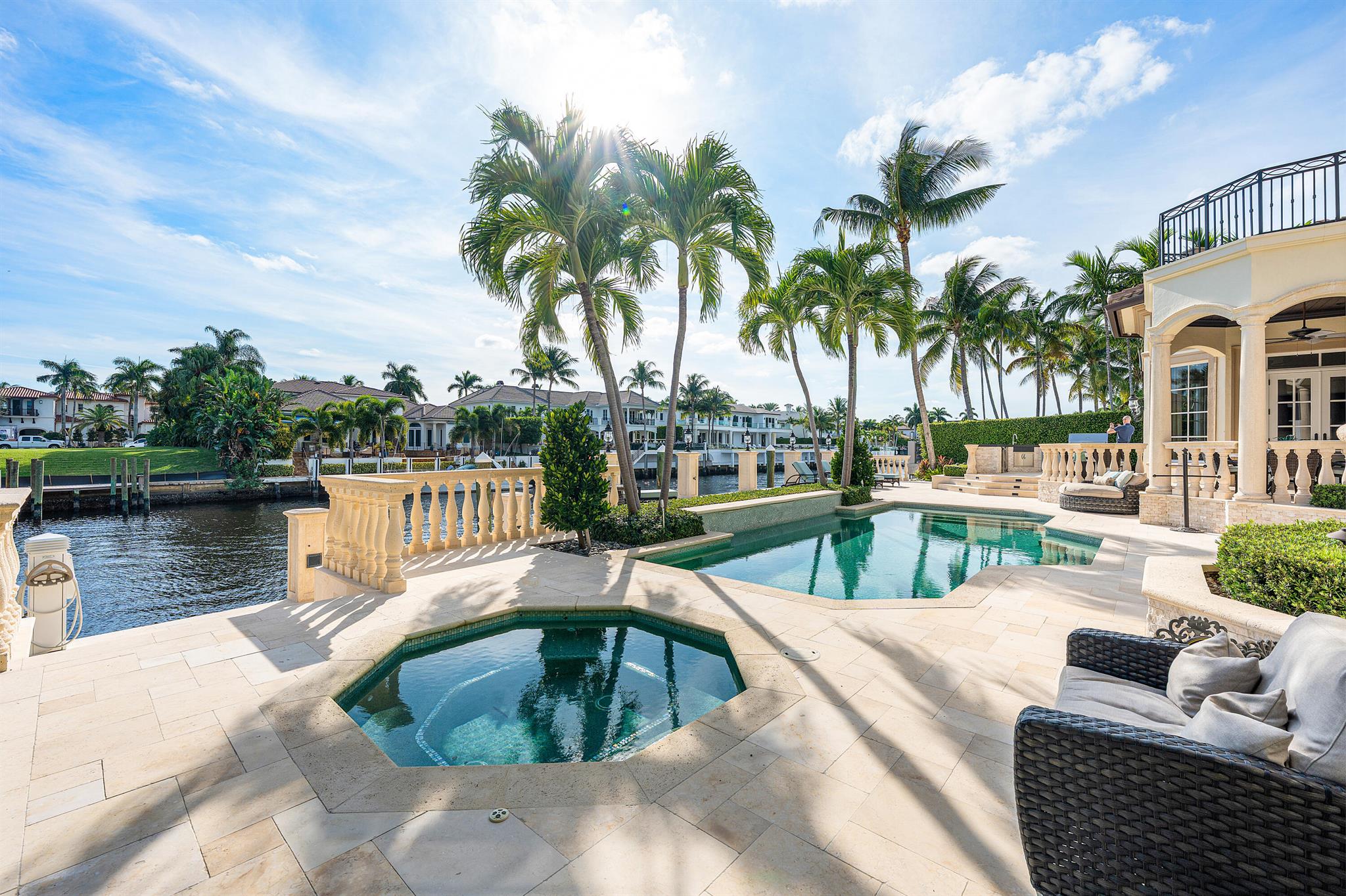 252 S Maya Palm Dr Boca Raton, FL 33432