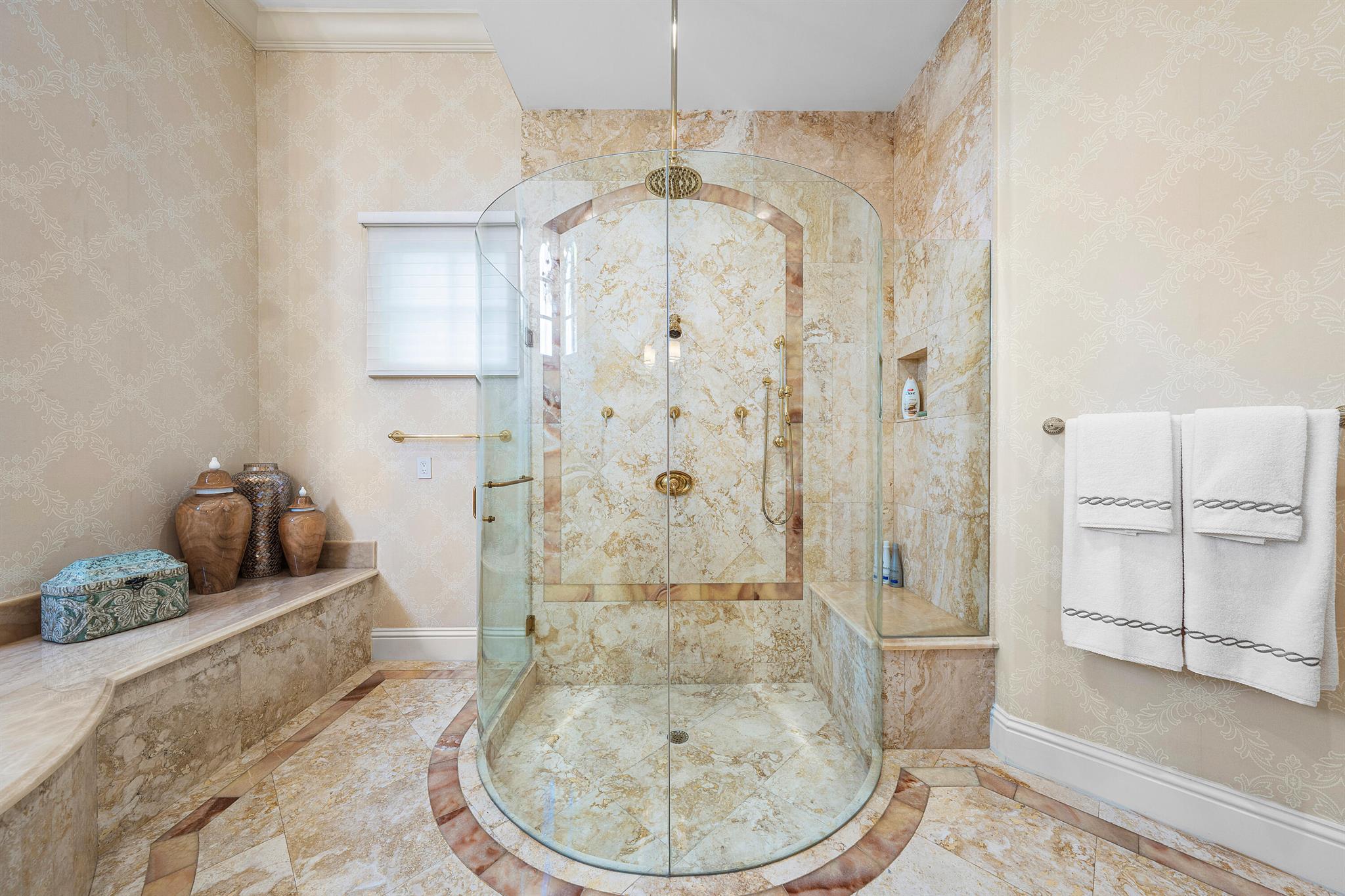 252 S Maya Palm Dr Boca Raton, FL 33432