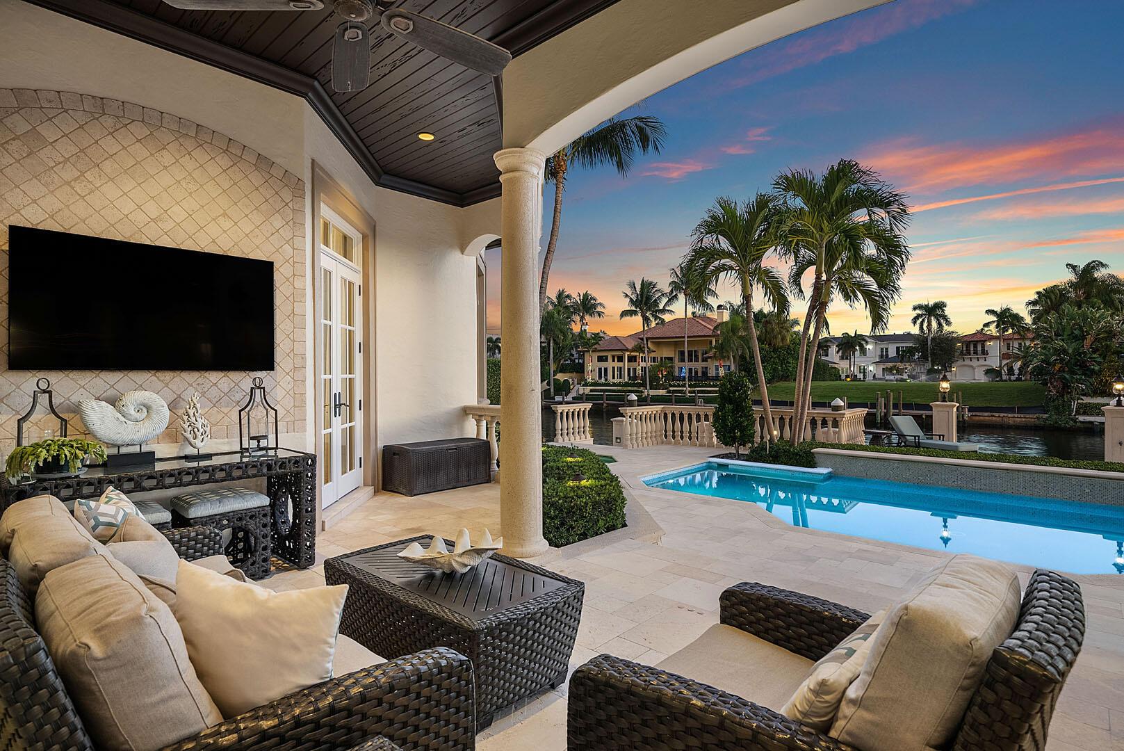 252 S Maya Palm Dr Boca Raton, FL 33432