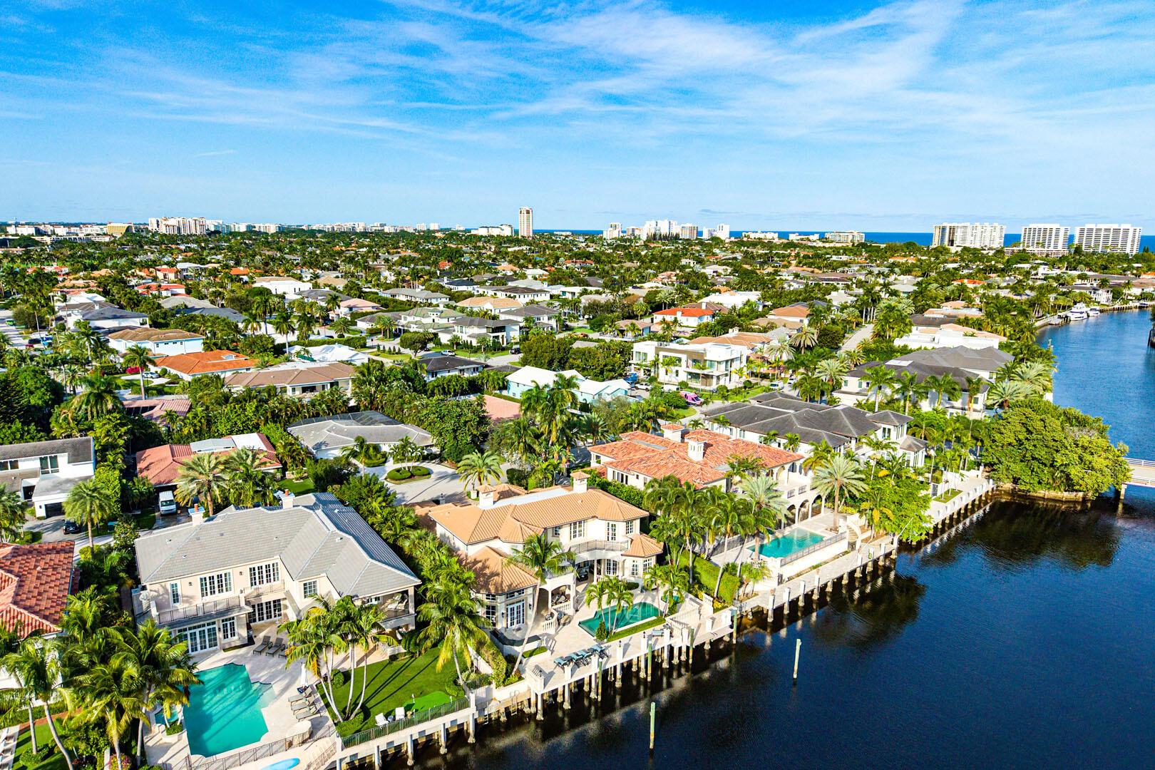 252 S Maya Palm Dr Boca Raton, FL 33432