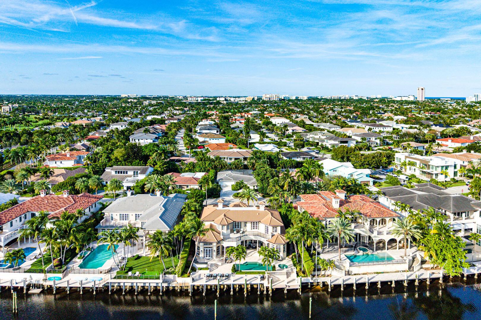 252 S Maya Palm Dr Boca Raton, FL 33432