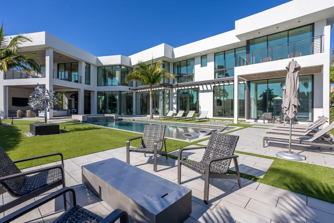 7202 Ayrshire Boca Raton, FL 33496