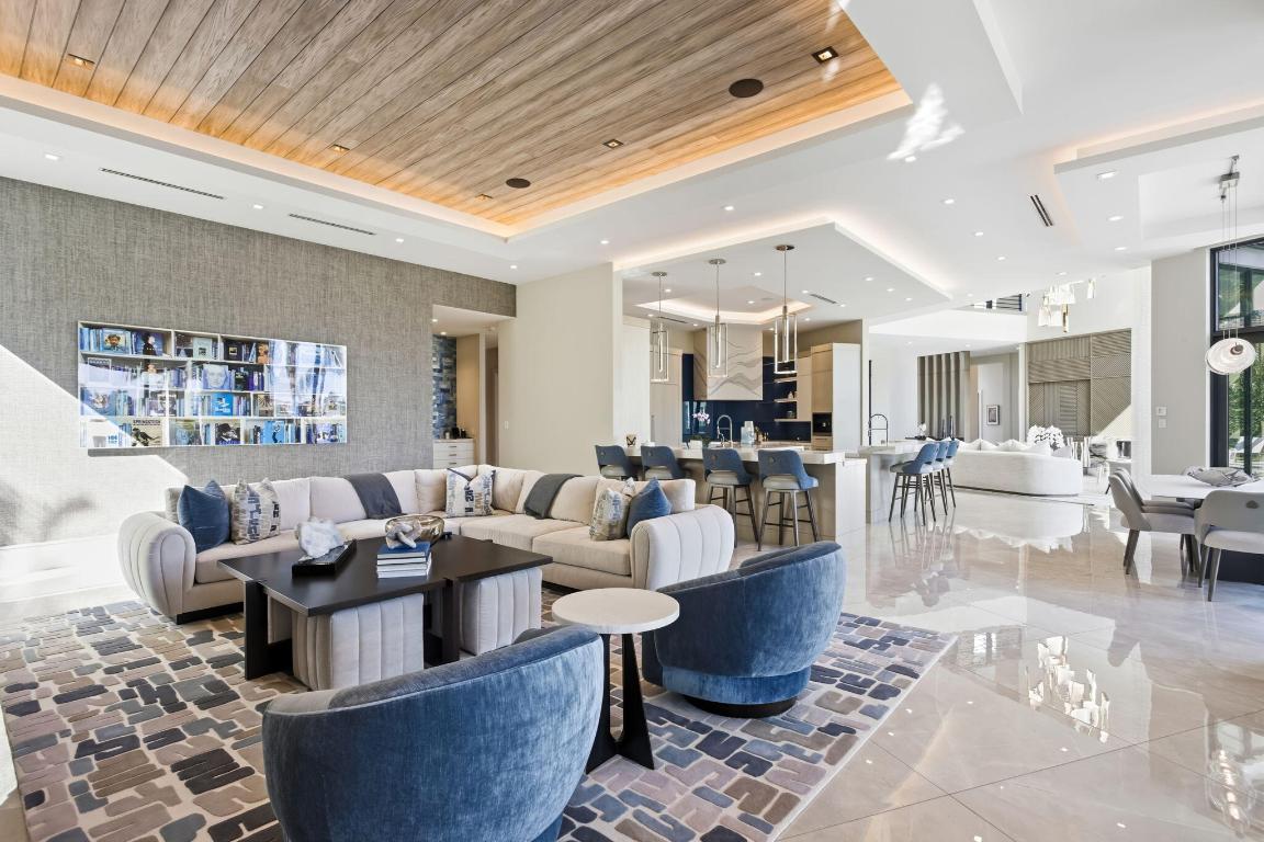 7202 Ayrshire Boca Raton, FL 33496