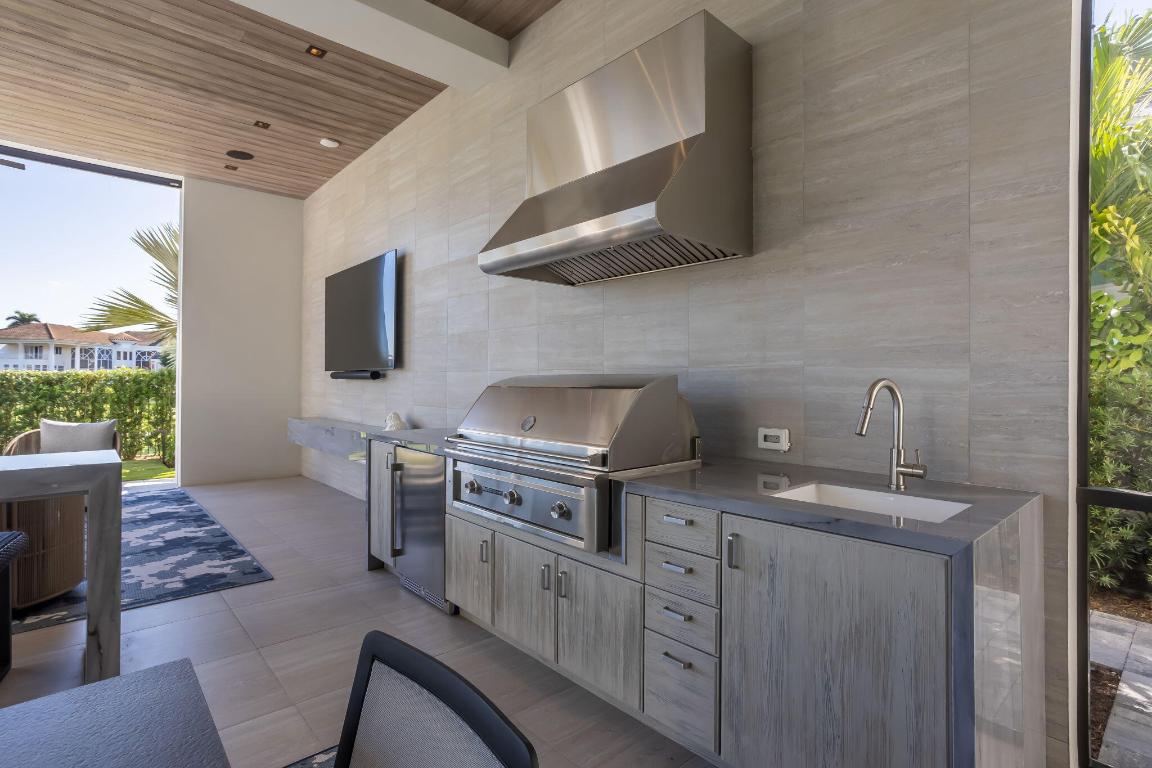 7202 Ayrshire Boca Raton, FL 33496