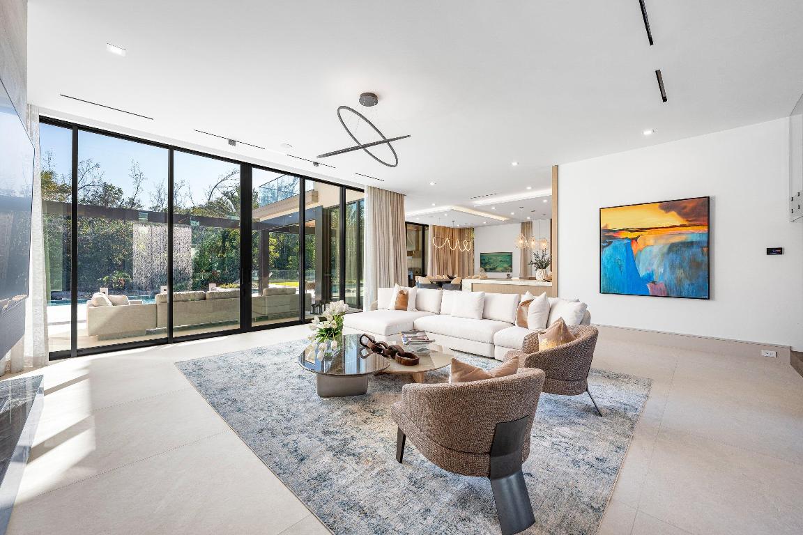 234 W Alexander Palm Boca Raton, FL 33432