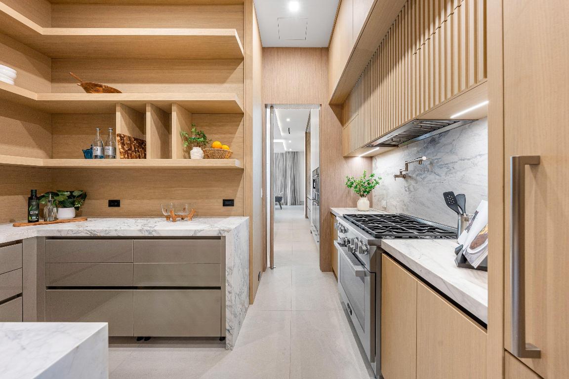 234 W Alexander Palm Boca Raton, FL 33432