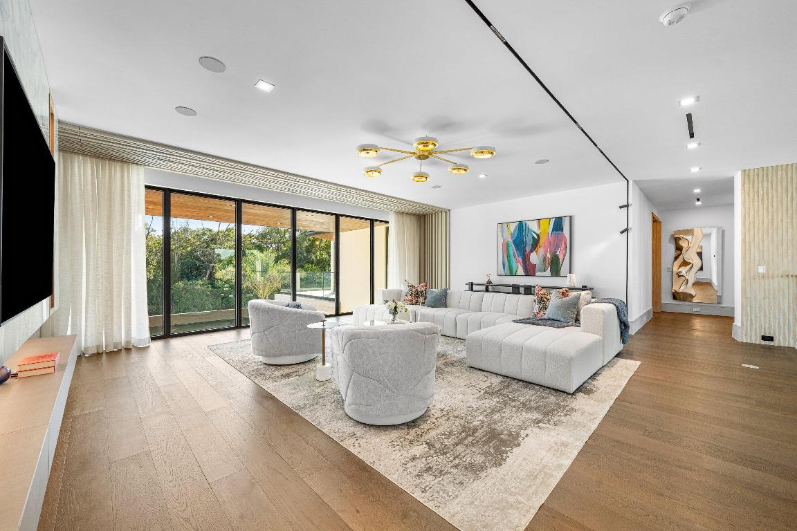 234 W Alexander Palm Boca Raton, FL 33432