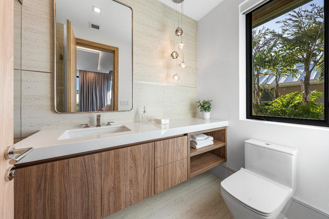 234 W Alexander Palm Boca Raton, FL 33432