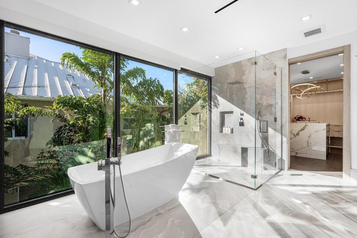 234 W Alexander Palm Boca Raton, FL 33432