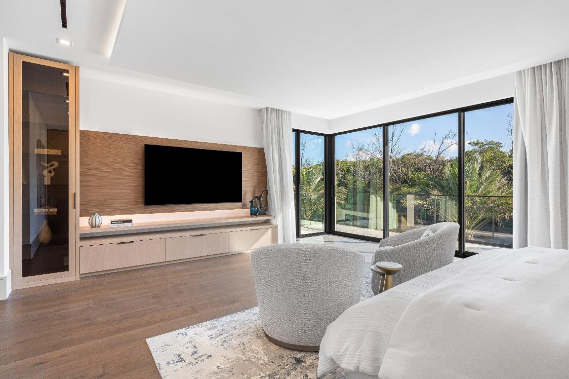 234 W Alexander Palm Boca Raton, FL 33432