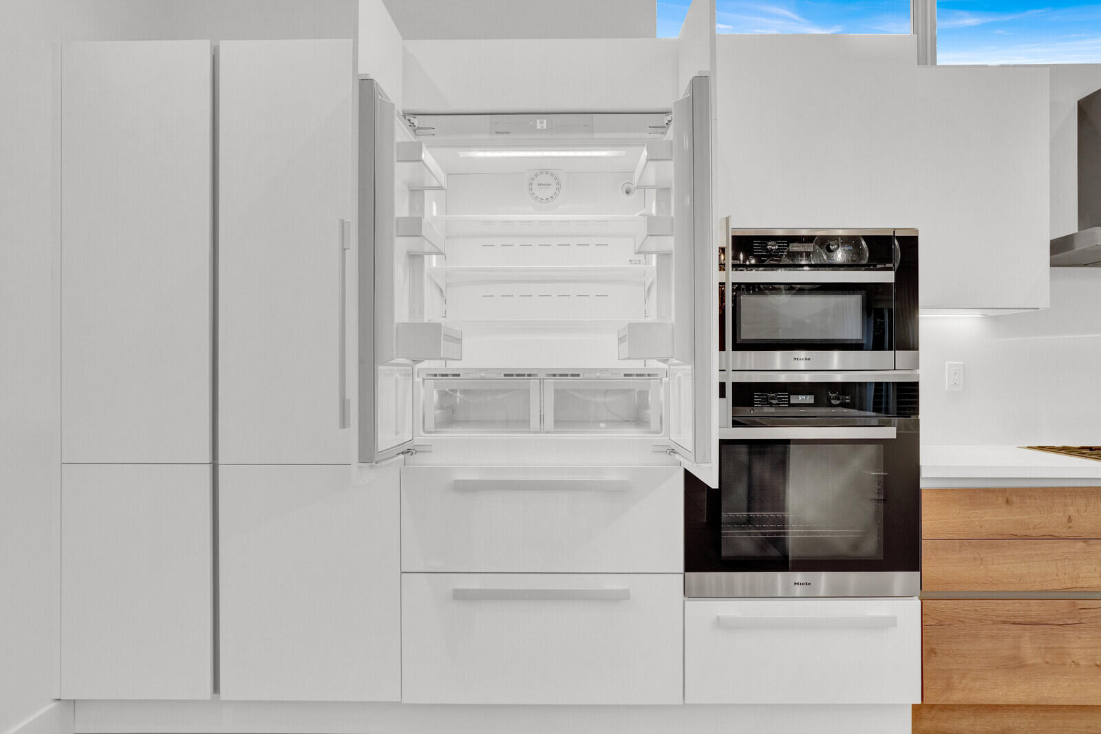 12 SE 10th Fort Lauderdale, FL 33301