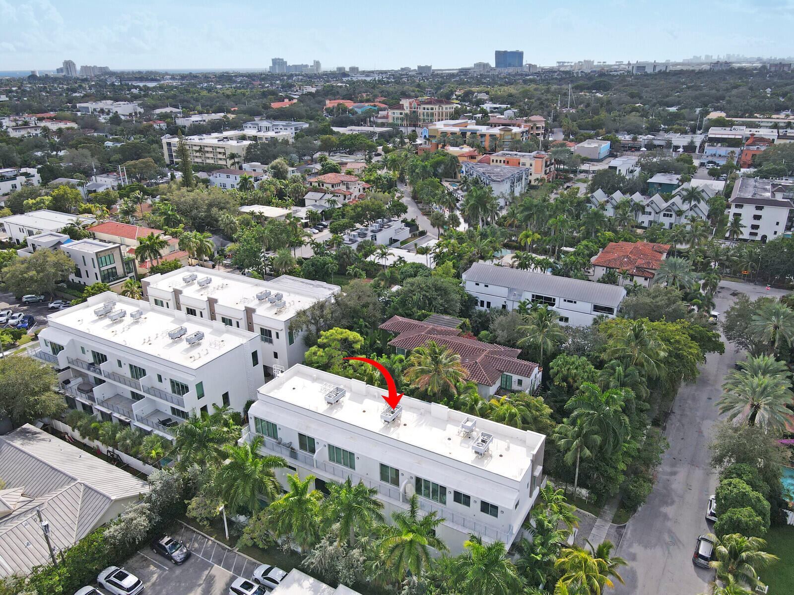 12 SE 10th Fort Lauderdale, FL 33301