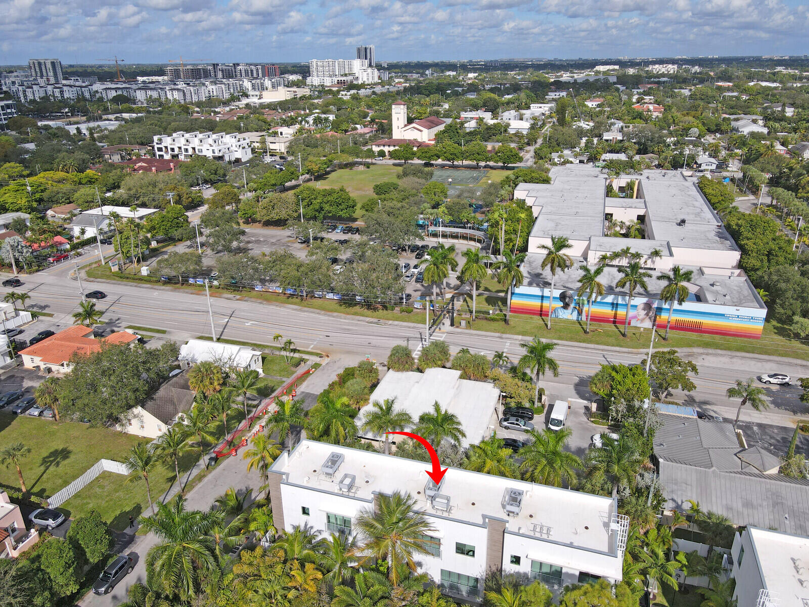 12 SE 10th Fort Lauderdale, FL 33301