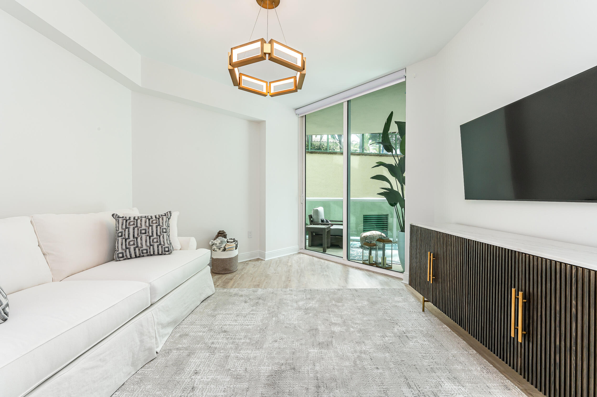 347 N New Riv #210 Fort Lauderdale, FL 33301