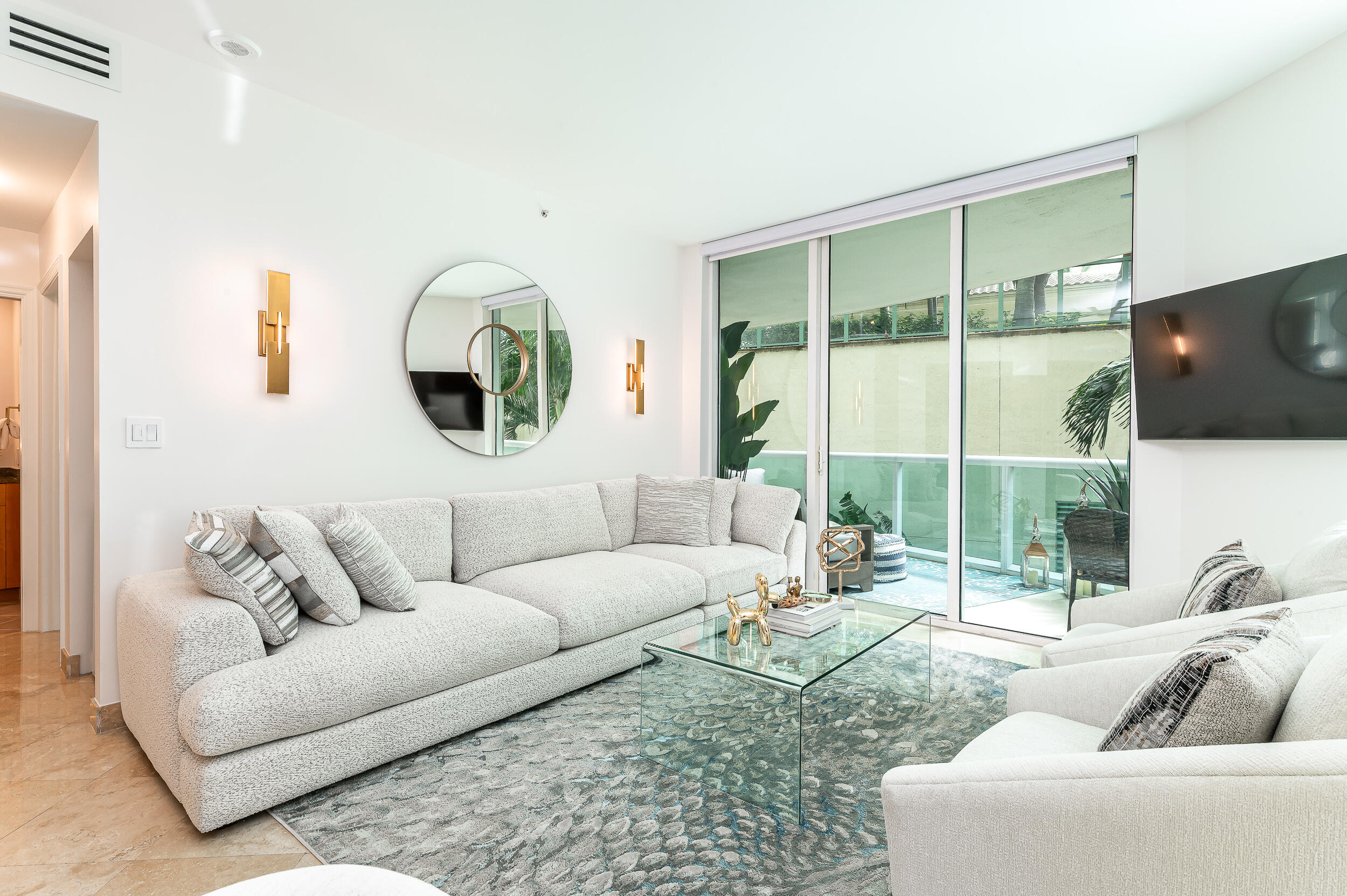 347 N New Riv #210 Fort Lauderdale, FL 33301