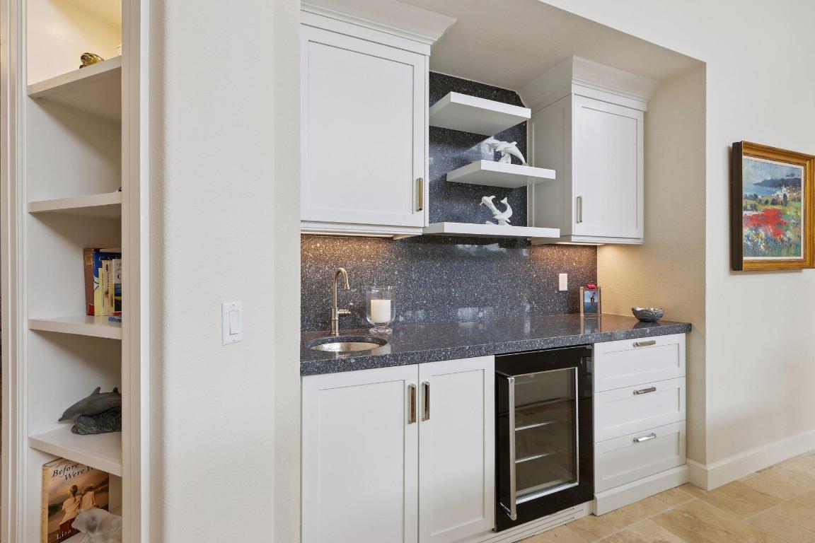 7000 SE Lakeview Stuart, FL 34996