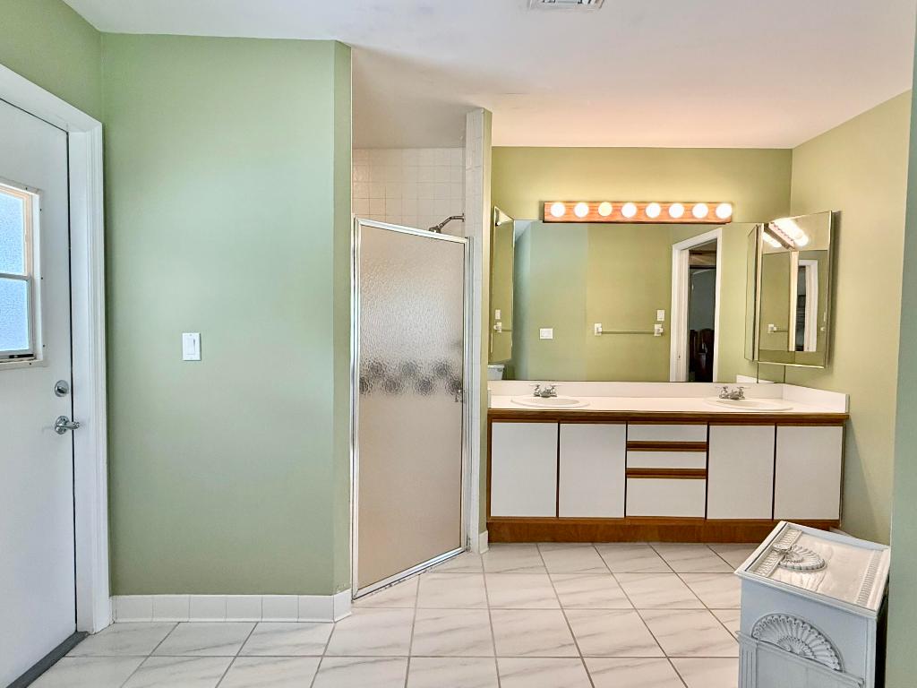 2884 SE Ranch Acres Jupiter, FL 33478