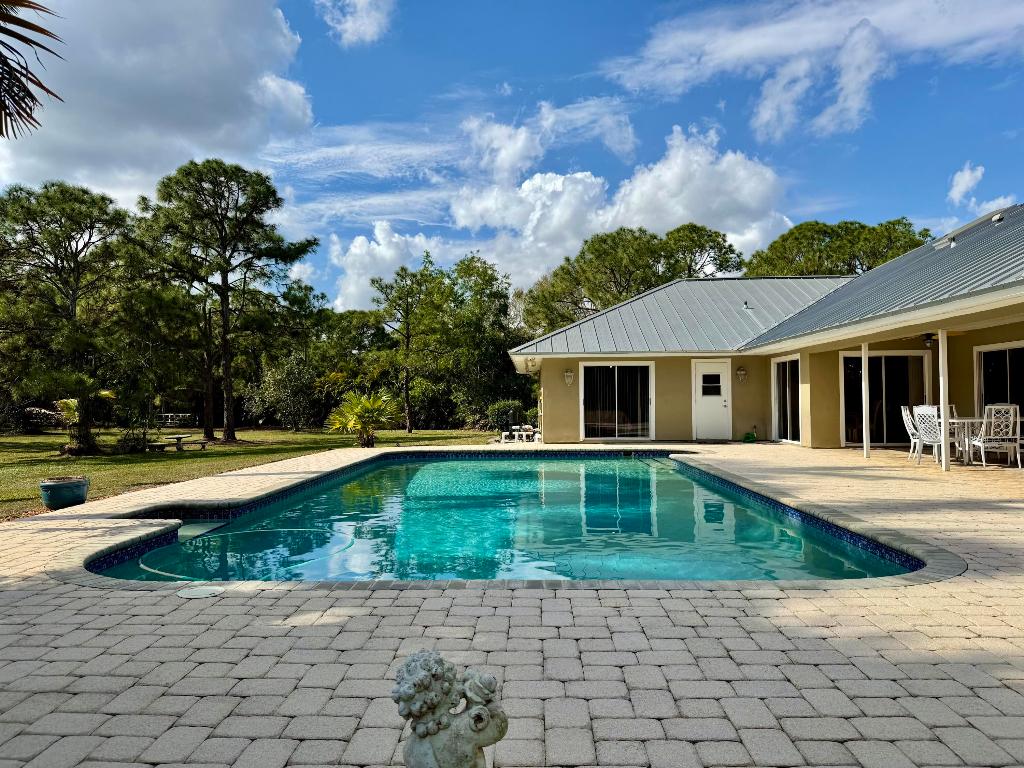 2884 SE Ranch Acres Jupiter, FL 33478