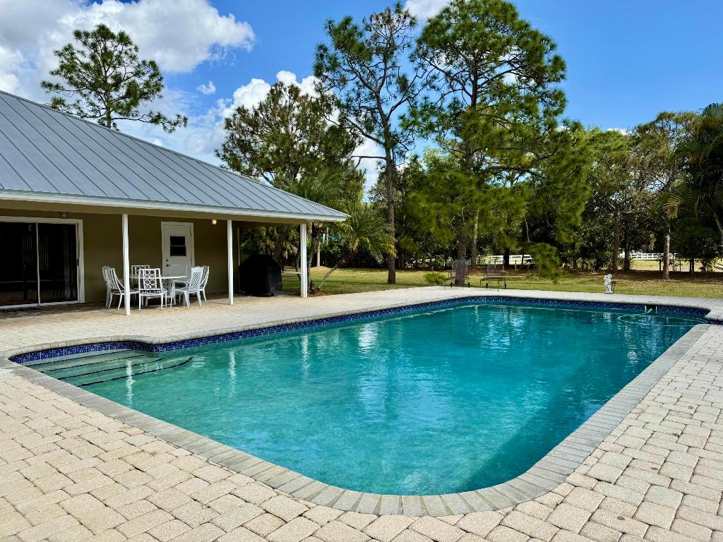 2884 SE Ranch Acres Jupiter, FL 33478