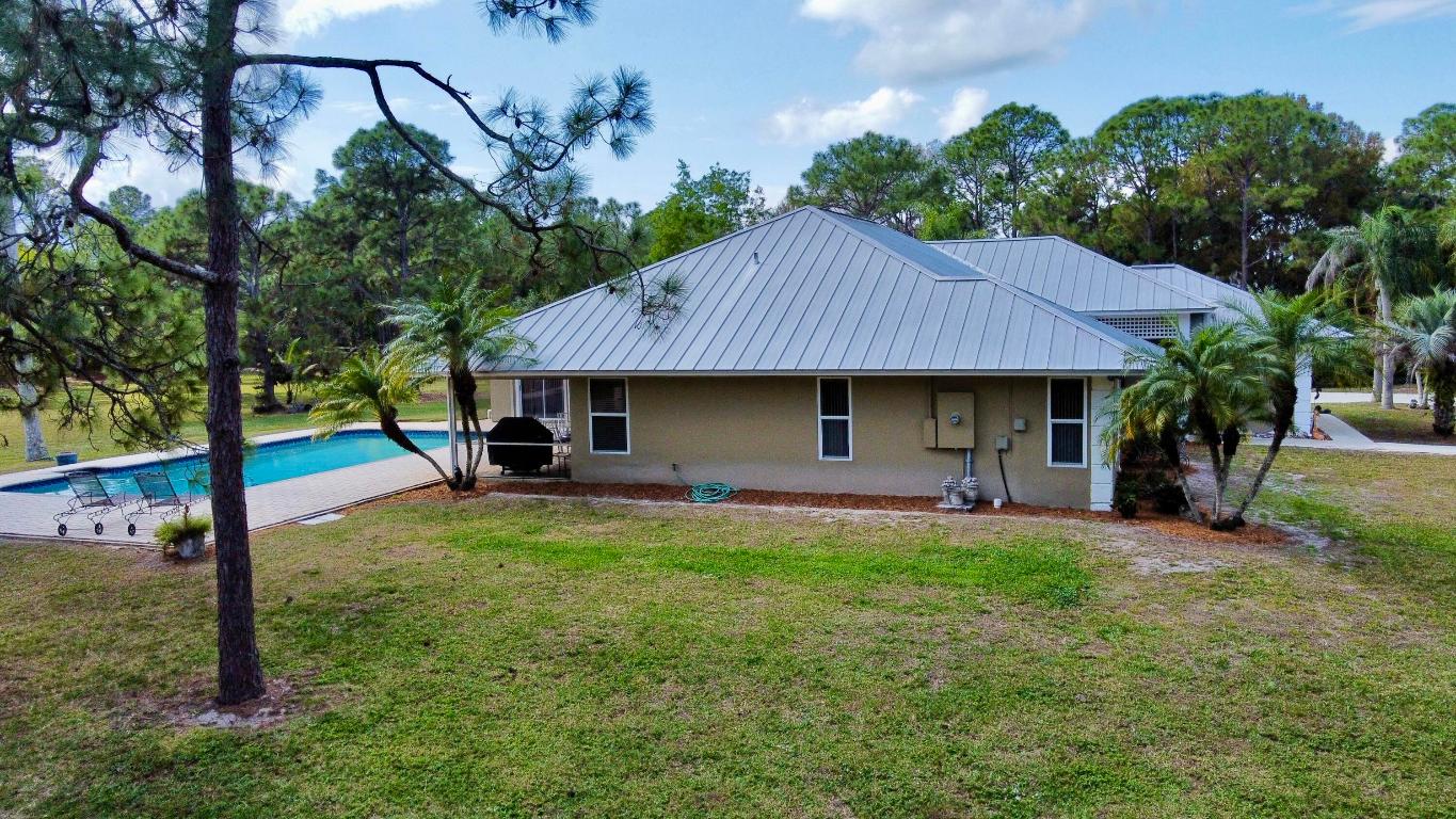 2884 SE Ranch Acres Jupiter, FL 33478