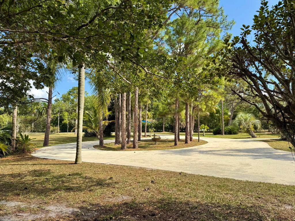 2884 SE Ranch Acres Jupiter, FL 33478
